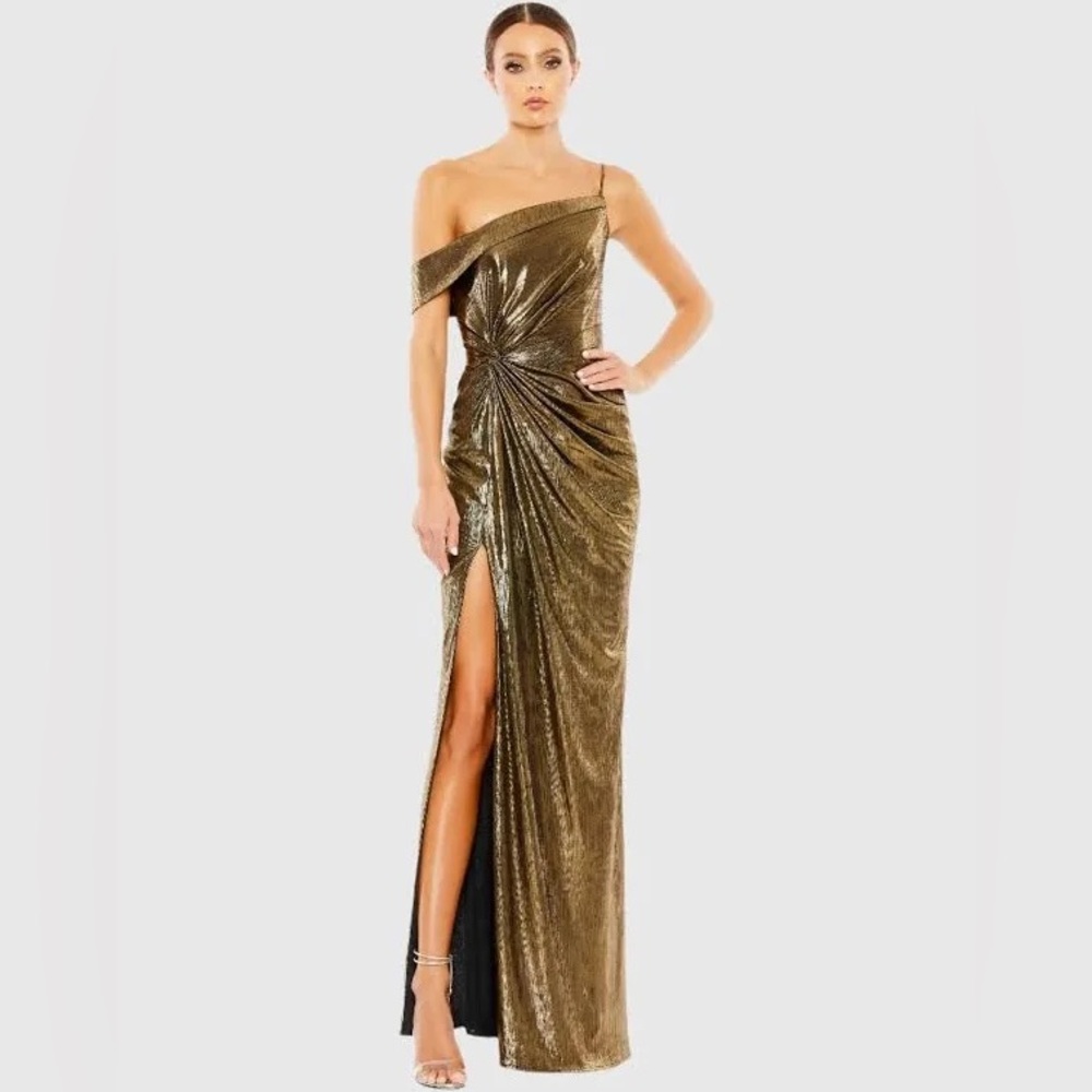 Elegant Gold One-Shoulder Dress